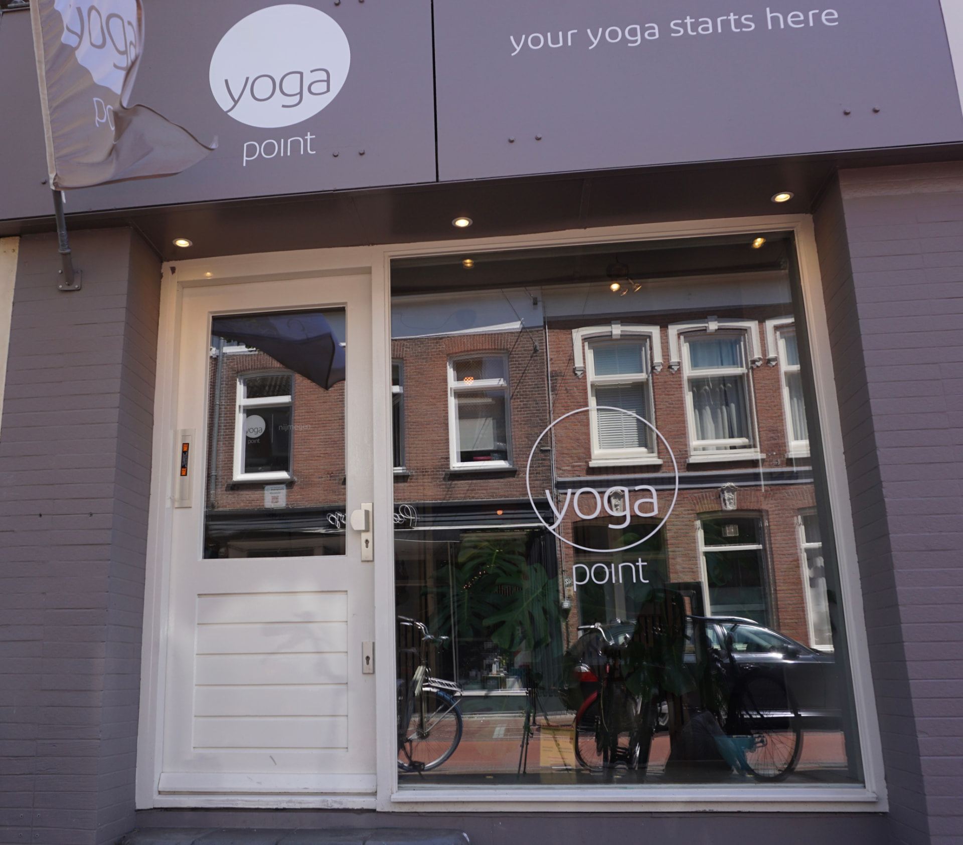 Gevel van Yogapoint Nijmegen aan de Van Welderenstraat 29